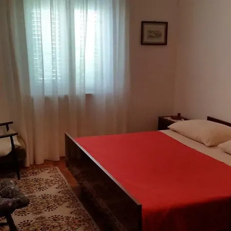 Ana's House *