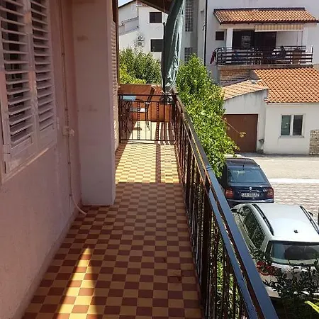Ana's House Apartment Vodice
