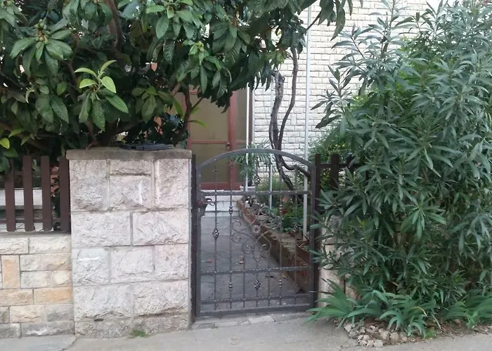 Ana's House Apartman Vodice